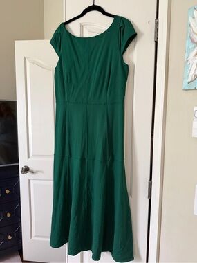 Ann Taylor Forest Green Cap-Sleeve Midi Dress
